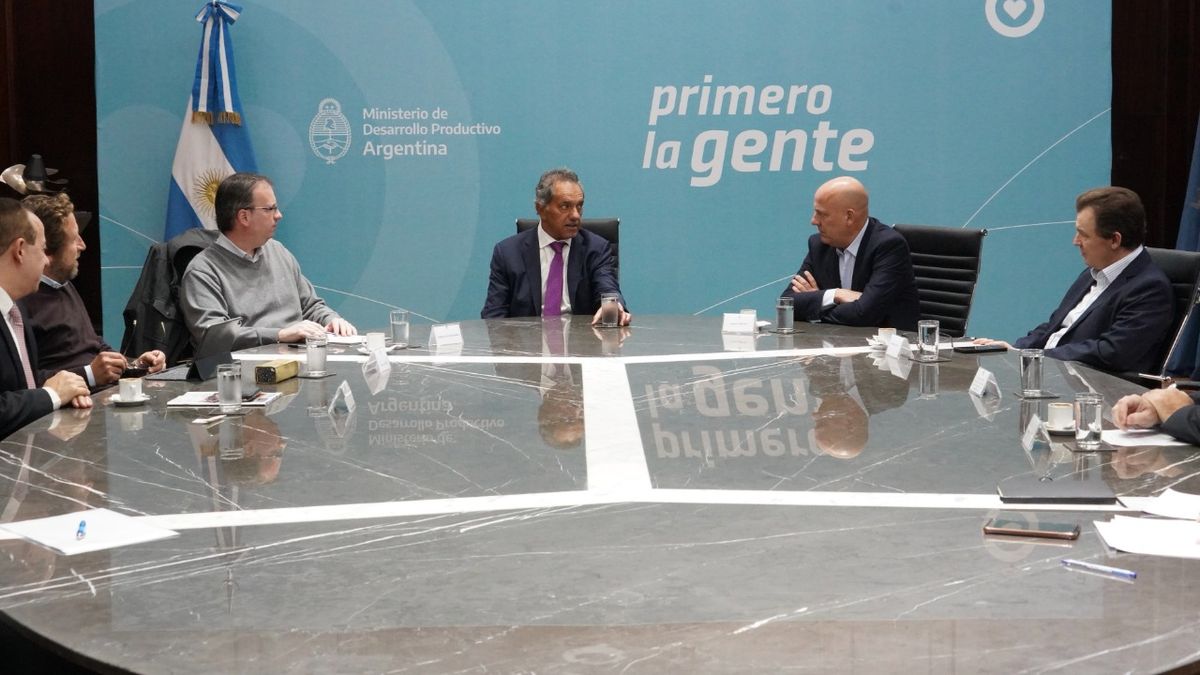 Daniel Scioli mantuvo encuentro con directivos de entidades periodísticas