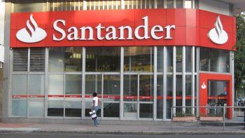 banco santander implemento el trabajo remoto para el 40% de sus empleados por el coronavirus