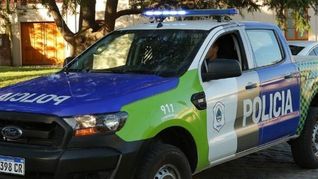 detienen a los acusados de vender autos adulterados en moreno