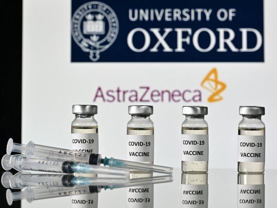 La vacuna de Oxford se fabrica en la Argentina y México.