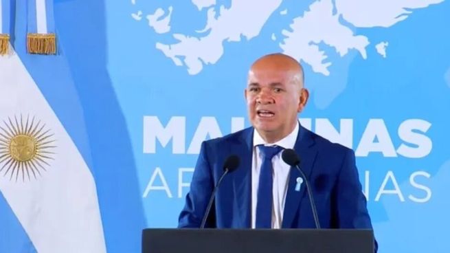 Aldo Leiva, combatiente de Malvinas, en un acto aniversario del inicio de la guerra.