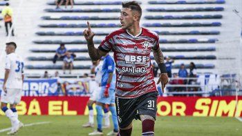 Central Córdoba ganó por primera vez en Liniers.