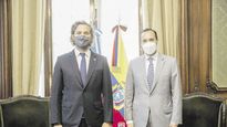 Bilateral. Santiago Cafiero se reunió con el ministro de Relaciones Exteriores y Movilidad Humana de Ecuador, Juan Carlos Holguín.