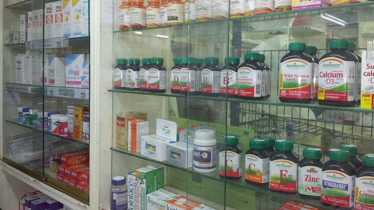 Farmacias advierten por faltantes de medicamentos y apuntan contra los laboratorios