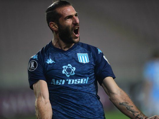 Ignacio Piatti selló el triunfo de Racing sobre Sporting Cristal por Copa L