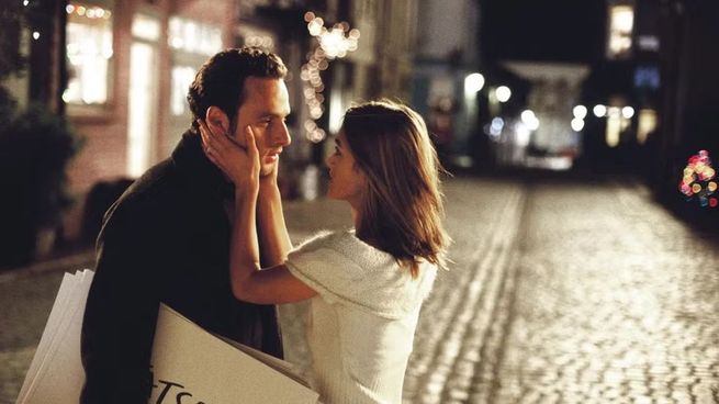 La actriz que protagonizó la escena romántica más recordada del mundo hace 22 años.