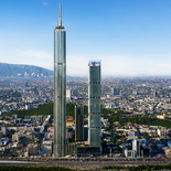 Con casi 500 metros de altura, Torre Rise apunta a convertirse en un nuevo hito arquitectónico de América Latina. Al lado la torre Obispado, que quedará en el segundo lugar del continente Con casi 500 metros de altura, Torre Rise apunta a convertirse en un nuevo hito arquitectónico de América Latina. Al lado la torre Obispado, que quedará en el segundo lugar del continente