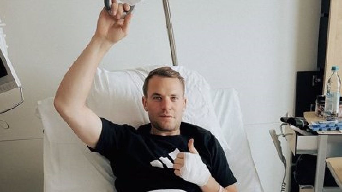 Sobre llovido, mojado: el alemán Neuer se fracturó una pierna esquiando