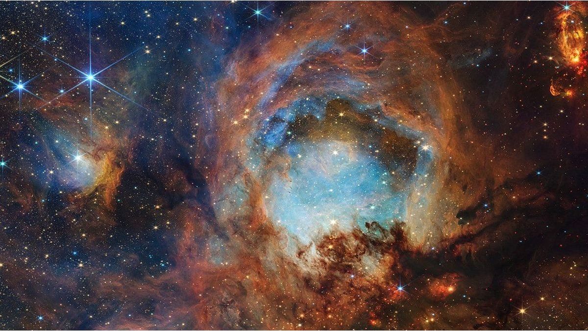 The James Webb telescope reveals hidden young stars in the nebula cat leg