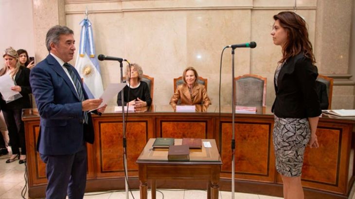 La titular del Juzgado Penal Juvenil N.º 3 de la Ciudad de Buenos Aires sostuvo que su decisión se ajustó al marco constitucional y advirtió sobre las consecuencias de avanzar contra una magistrada. La titular del Juzgado Penal Juvenil N.º 3 de la Ciudad de Buenos Aires sostuvo que su decisión se ajustó al marco constitucional y advirtió sobre las consecuencias de avanzar contra una magistrada.