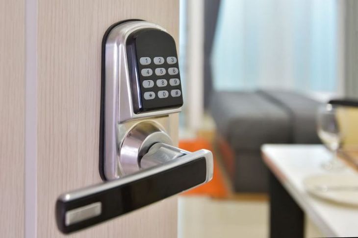 Las cerraduras electrónicas ofrecen más seguridad que las tradicionales.