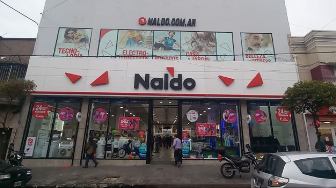 El regalo para mamá, está en Naldo. Conseguilo en Naldo.com.ar o en cualquiera de sus 90 sucursales.