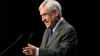 Sebastian Piñera, Presidente de Chile. Sebastian Piñera, Presidente de Chile.