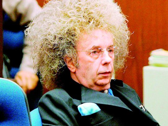 Spector. Antes de matar a Lana Clarkson amenazó a otras personas.