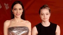Angelina Jolie junto a su hija Shiloh.