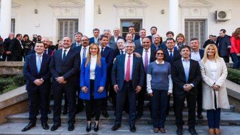ámbito.com | Alberto Fernández con gobernadores.jpg