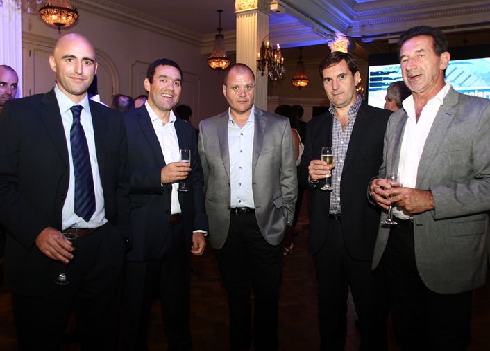 (De izq. a der.) Matías Valicenti, gerente general de Ámbito Financiero, Mariano Frutos, CEO de Indalo Media; Patricio Malagrino; Mariano Elizondo, CEO del Grupo Indalo, y Eduardo Guichou, gerente comercial de Indalo Media.