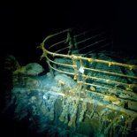 Frederick Sutton vivía en Estados Unidos y viajó a Inglaterra por cuestiones de salud. Se embarcó en el Titanic por una recomendación de su médico y perdió la vida en el accidente. Frederick Sutton vivía en Estados Unidos y viajó a Inglaterra por cuestiones de salud. Se embarcó en el Titanic por una recomendación de su médico y perdió la vida en el accidente.