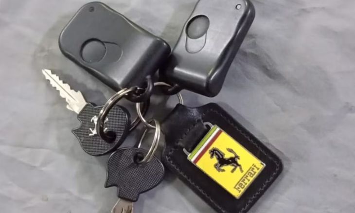 El fiscal también ordenó secuestrar las llaves del vehículo. El fiscal también ordenó secuestrar las llaves del vehículo.