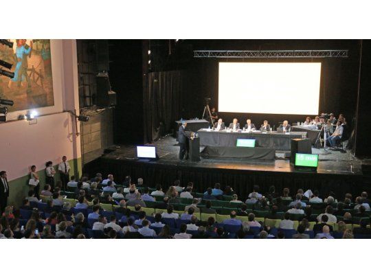 Las compañías Camuzzi Gas Pampeana y Gas del Sur proponen aplicar desde diciembre subas de tarifas para consumidores residenciales con alzas de entre $ 34 y $ 50 por mes. (Foto de archivo)