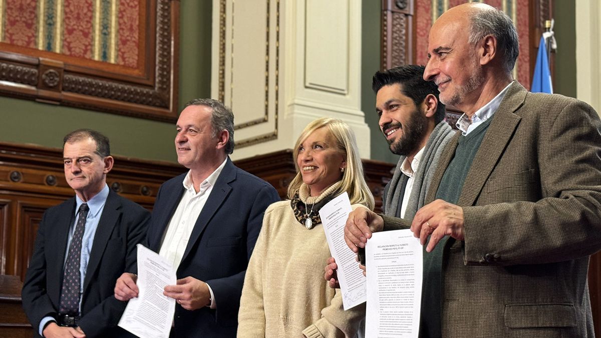 Cabildo Abierto distances itself from its coalition partners while Andrés Ojeda wants a joint strategy
