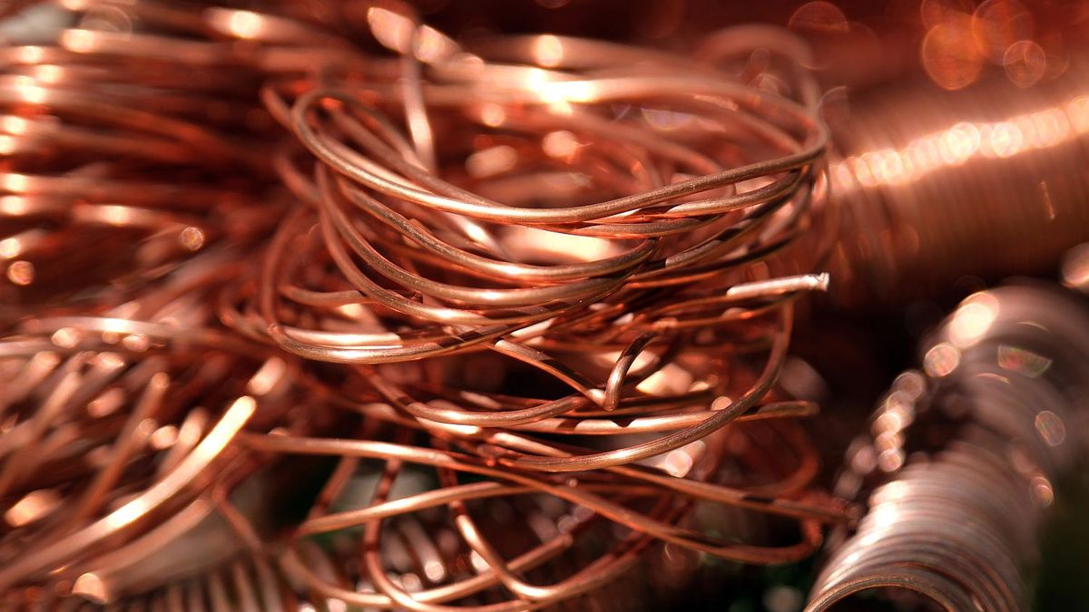 La demanda de cobre podría triplicarse para 2028 por el boom de la inteligencia artificial