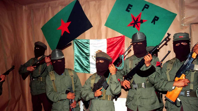 Hace su primera aparición pública en 1996 el Ejército Popular Revolucionario (EPR).