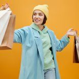 Hay que conocer las normas de la aduana para pasar artículos por la frontera sin problema. Hay que conocer las normas de la aduana para pasar artículos por la frontera sin problema.