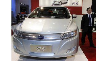 El fabricantes chino de BYD lidera las ventas de vehículos eléctricos. El modelo E6.es uno de los exponentes&nbsp;
