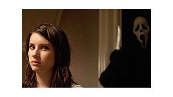 Scream 4 regresa con su fórmula clásica.