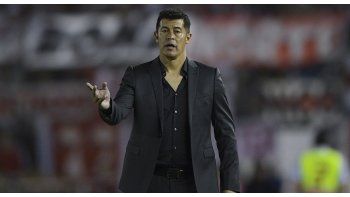 Almirón habló del silencio de la hinchada de River.