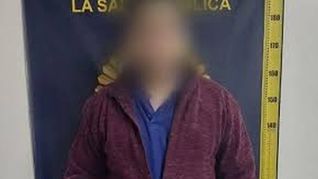 El falso médico enfrenta varias causas por el ejercicio ilegal de la medicina.
