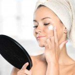 ANMAT prohibió la elaboración de cuatro cremas faciales. ANMAT prohibió la elaboración de cuatro cremas faciales.