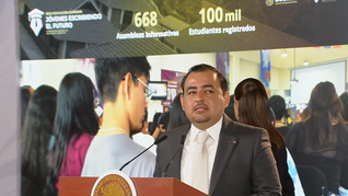 Julio León, coordinador nacional de Becas del Bienestar.