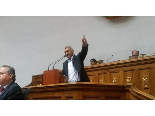 Eustoquio Contreras, Germán Ferrer e Ivón Tellez crearon su propia alianza llamada “Bloque Parlamentario Socialista”.