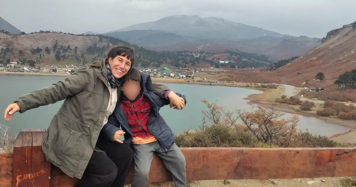 Alejandra Fredes murió al salvar a su hijo en un canal de riego. Alejandra Fredes murió al salvar a su hijo en un canal de riego.