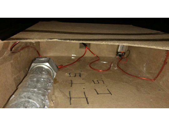 El artefacto estaba dentro de una caja y fue desactivado por la Policía.