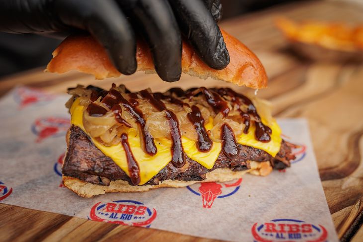 RIBS AL RíO. RIBS AL RíO.