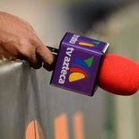 TV Azteca desata una ola de duras críticas tras el polémico debut de su nuevo narrador