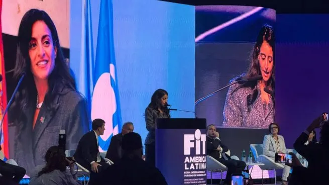 Shaikha Nasser subrayó que seguridad, riqueza cultural e inversión en capital humano son clave para potenciar el sector.