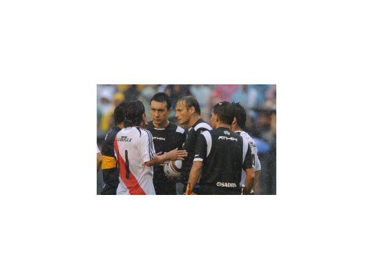 Iba a ser su octavo Boca - River.