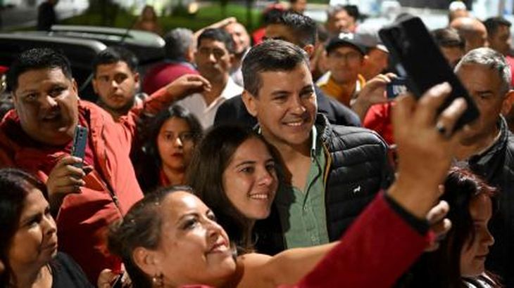 Santiago Peña, candidate of the Paraguayan ruling party, obtained 43.55% of the votes. Santiago Peña, candidate of the Paraguayan ruling party, obtained 43.55% of the votes.