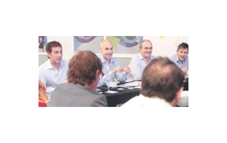 Horacio Rodríguez Larreta ayer, tras reunirse con su gabinete porteño, explicó que llama a extraordinarias.