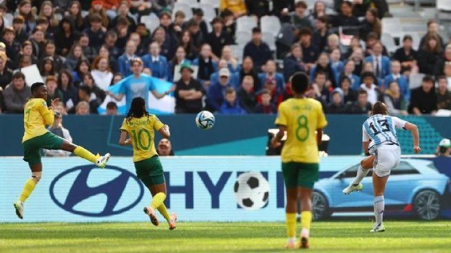 El gol de Sophie Braun, uno de los mejores del Mundial femenino
