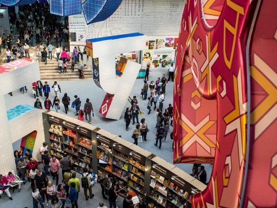 Feria-Internacional-del-Libro-de-Guadalajara.webp