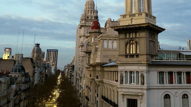 El emblemático edificio la inmobiliaria tiene departamentos en venta.&nbsp;