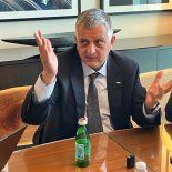 No se puede aumentar 30% o 35% de un día para el otro, no hay consumidor que lo aguante, advirtió. No se puede aumentar 30% o 35% de un día para el otro, no hay consumidor que lo aguante, advirtió.