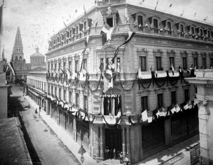 Guadalajara mantuvo algunas de las sucursales más emblemáticas de Fábricas de Francia antes de su transformación corporativa. Guadalajara mantuvo algunas de las sucursales más emblemáticas de Fábricas de Francia antes de su transformación corporativa.