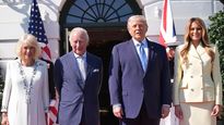 Carlos III y Camila fueron recibidos por Donald y Melania Trump en la Casa Blanca.