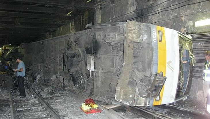 El 3 de julio de 2006, se produjo la tragedia ferroviaria suburbana más grave de la historia de España.
